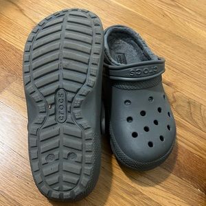Used grey fuzzy crocs